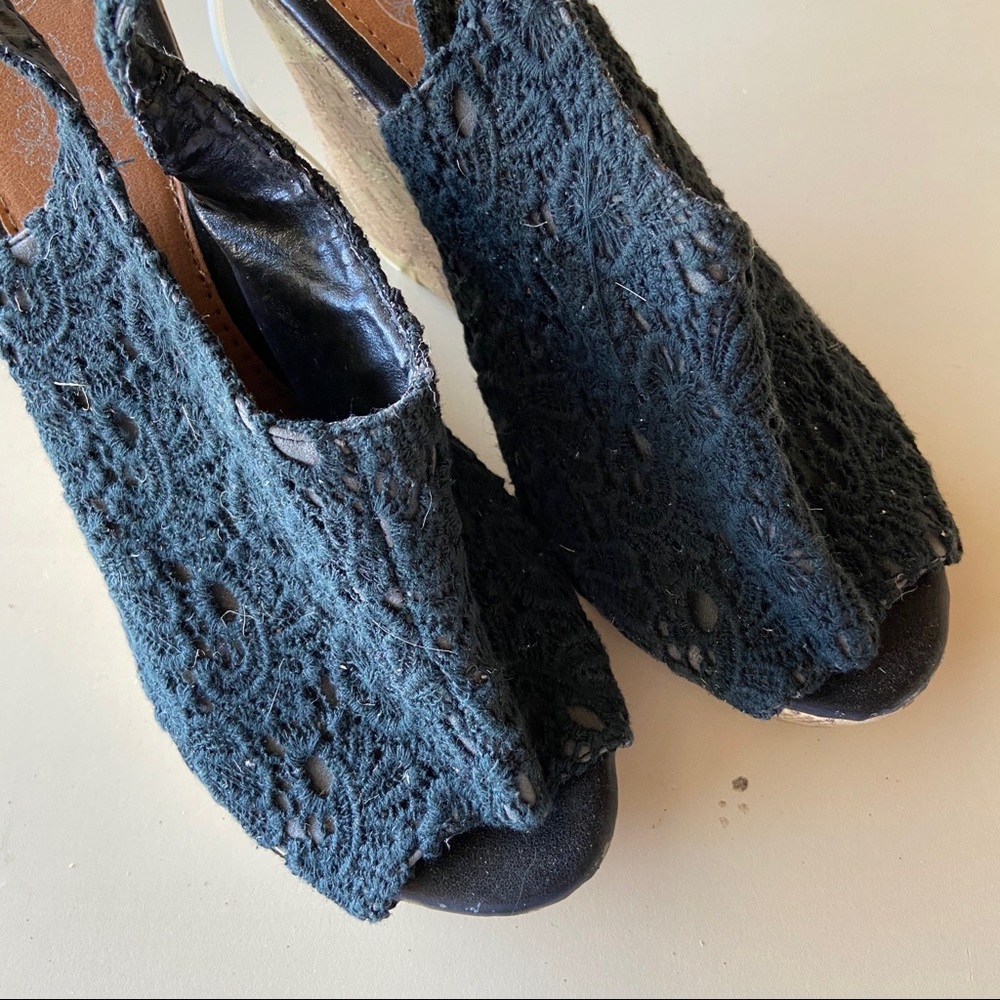 Y2K vintage Charles Albert slingback lace open toe wedge heels - Picture 4 of 4